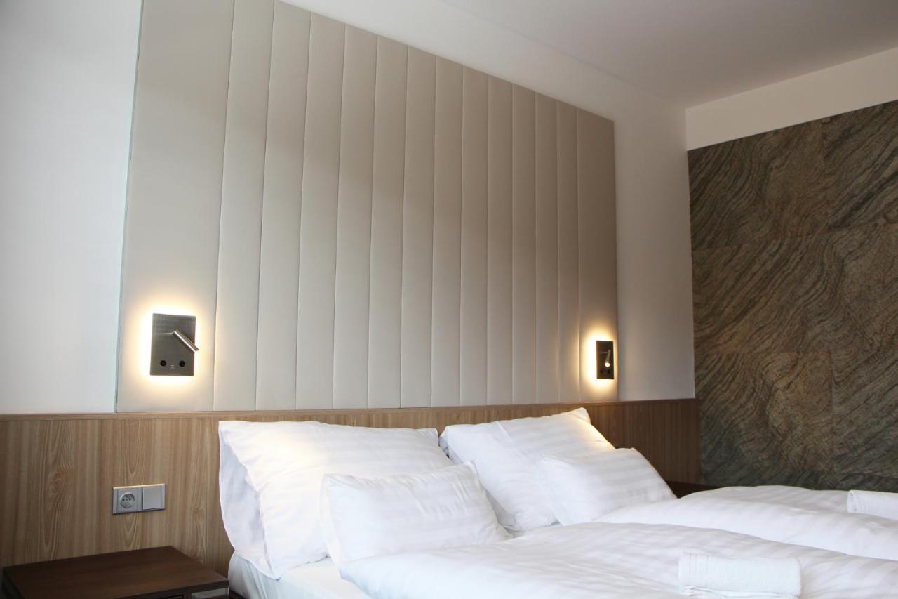 Frenštát pod Radhoštěm Hotel Bartos מראה חיצוני תמונה