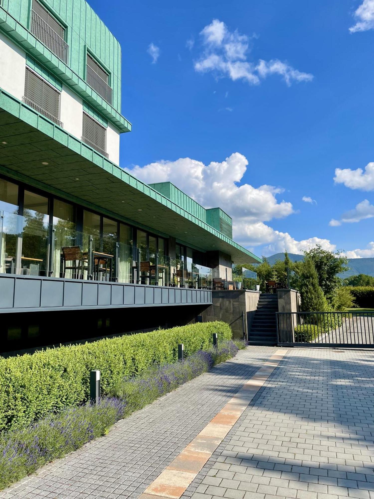 Frenštát pod Radhoštěm Hotel Bartos מראה חיצוני תמונה