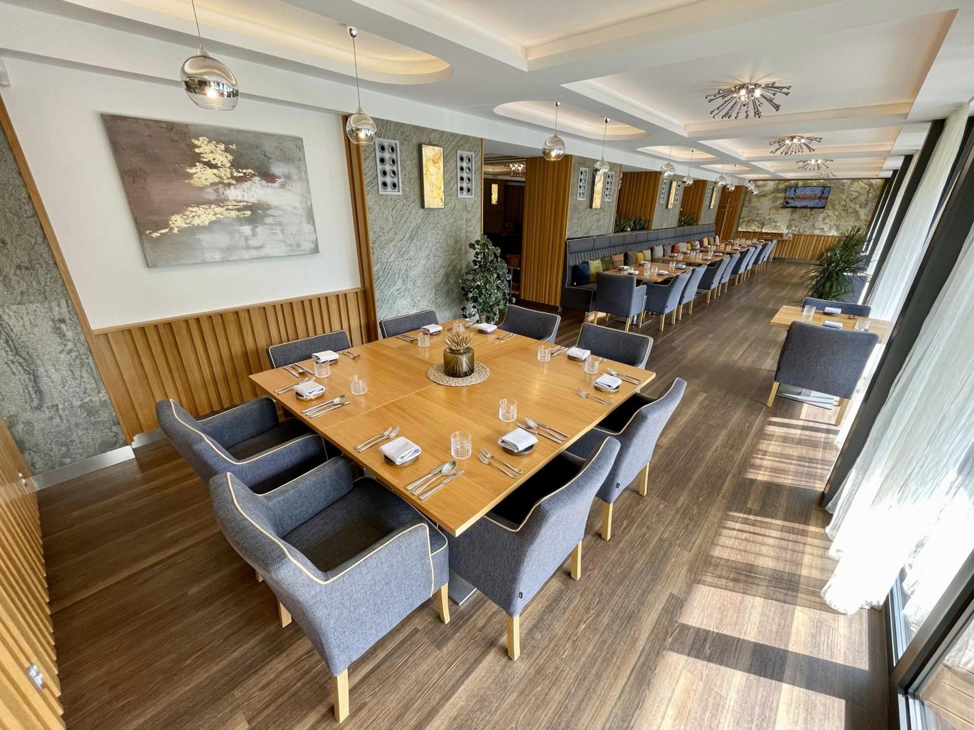 Frenštát pod Radhoštěm Hotel Bartos מראה חיצוני תמונה