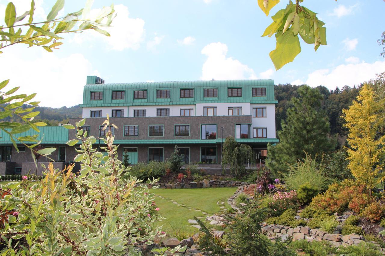Frenštát pod Radhoštěm Hotel Bartos מראה חיצוני תמונה