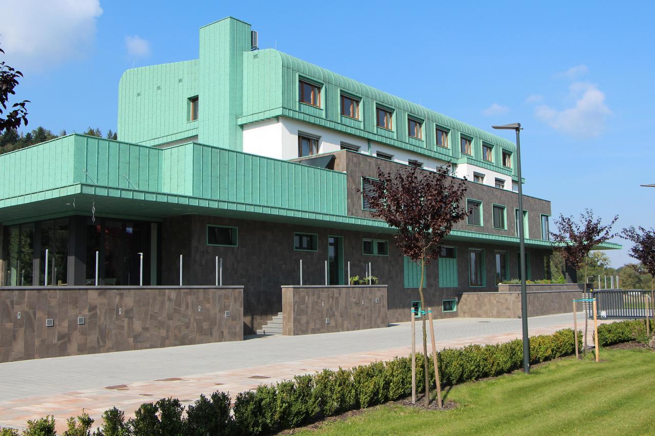 Frenštát pod Radhoštěm Hotel Bartos מראה חיצוני תמונה