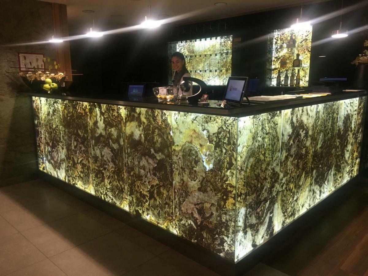 Frenštát pod Radhoštěm Hotel Bartos מראה חיצוני תמונה